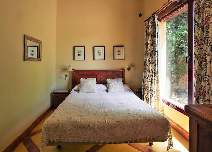 El Escondite De Pedro Malillo 칸델레다