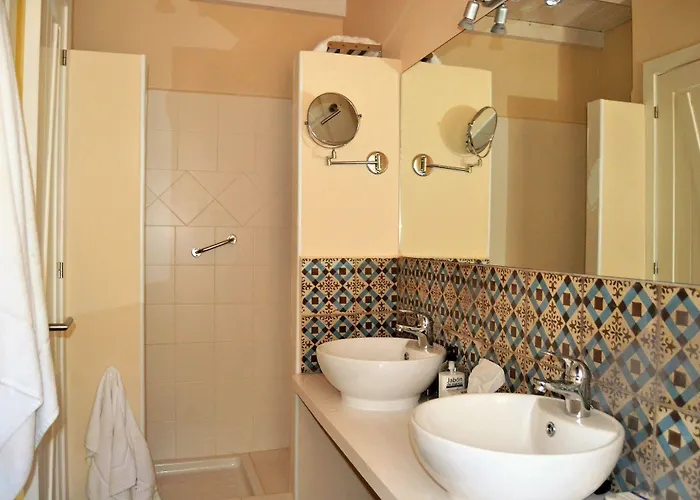 El Escondite De Pedro Malillo 칸델레다